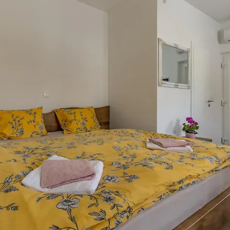 Elin Apartmán